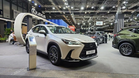 LEXUS MADRID EN EL SALON DE V.O.