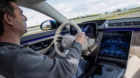 Cómo conducir un híbrido y aprovechar su autonomía eléctrica