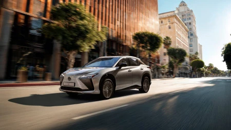 Lexus RZ eléctrico en Madrid: más accesible con las nuevas ayudas Auto+