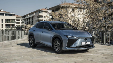 NUEVO LEXUS RZ 300e