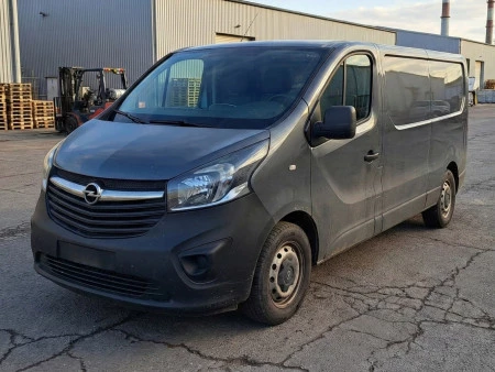 Opel Vivaro de segunda mano para empresas de transporte: la furgoneta equilibrada que necesitas