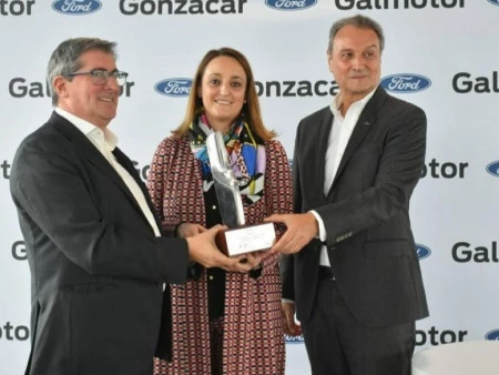El concesionario vigués Galmotor se alza con su primer President’s Award
