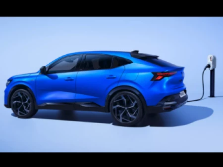 Renault Rafale E-Tech 4x4 300 CV: Innovación en Propulsión Híbrida Enchufable