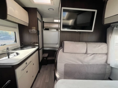 Benimar y McLouis redefinen la optimización del espacio interior en autocaravanas modernas