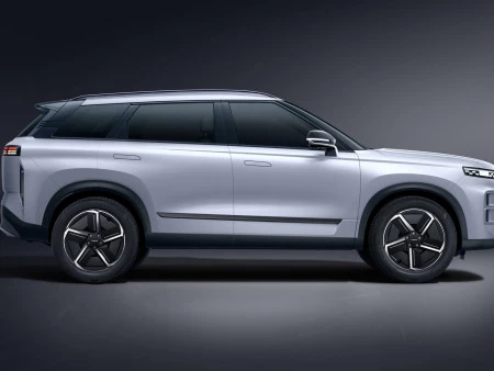 Omoda 5 y Jaecoo 7 están nominados al mejor SUV compacto en los Motorawards.