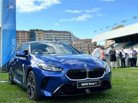 Triocar BMW, Patrocinador Oficial del Real Avilés, Organiza una Fan Zone para Celebrar la Pasión por el Fútbol del Real Avilés Industrial