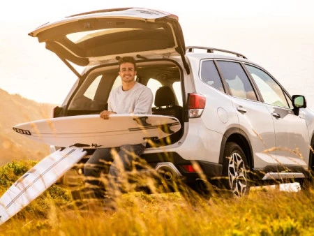 Forester Hybrid y Andy Criere, ¡buen equipo para un día de surf!