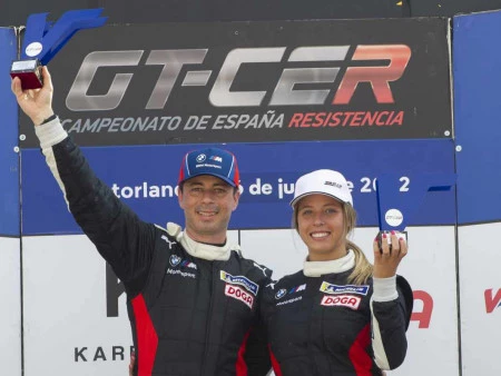 BMW España Motorsport recupera el liderato con su doble triunfo en el CER