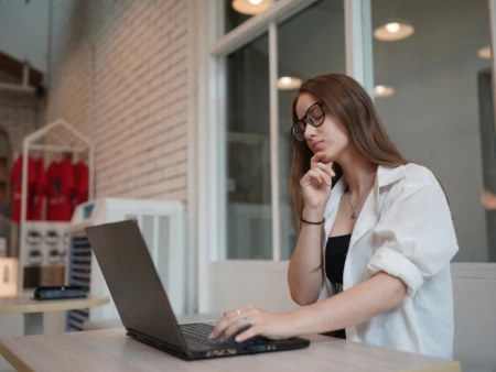 Diésel, gasolina, híbrida o gas natural: ¿Qué motorización elegir para tu negocio?