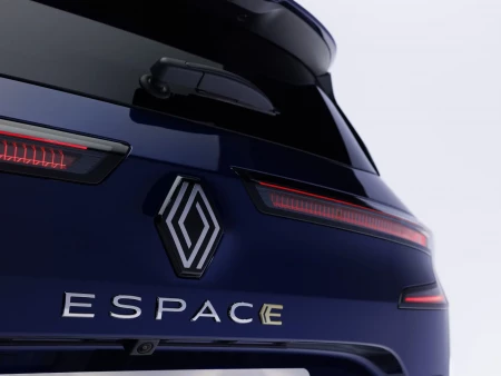Renault Espace E-Tech full hybrid, el coche 100% español