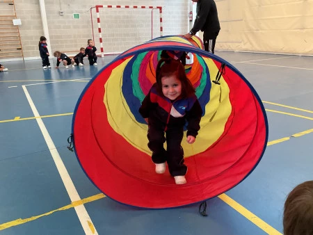 PSICOMOTRICIDAD. Los alumnos de infantil en clases de pscimotricidad