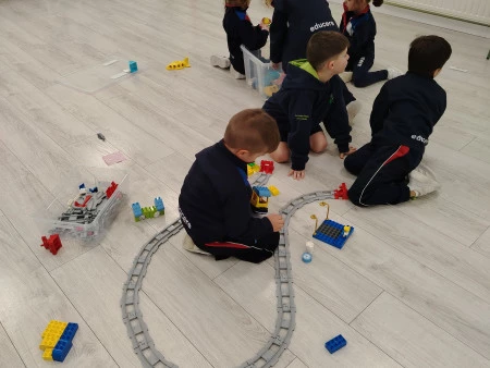 ROBÓTICA. 3º INFANTIL - Pensamiento computacional con Robotix