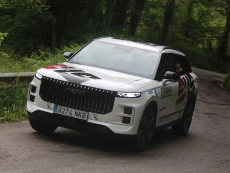 OMODA & JAECOO CONSOLIDA SU LIDERATO EN EL CEEA 2026 TRAS EL SEGUNDO PUESTO DE LUJÁN Y SASPLUGAS EN EL ECO RALLYE VILLA DE LLANES