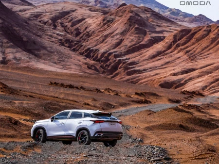 El OMODA 5 llega al mercado español con 5 años de garantía