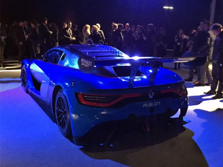 El Renault R.S. 01, espectacular a la convenció Renault