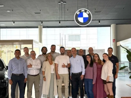 Willyrex visita BMW Celtamotor y descubre el BMW X3 en Galicia
