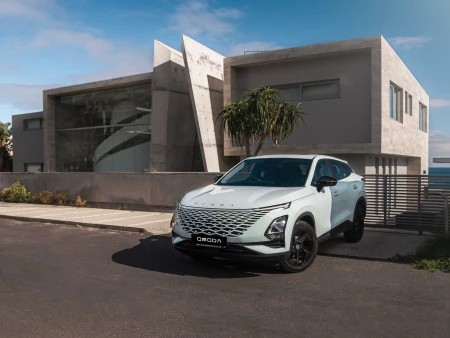 OMODA, la nueva marca de moda: una firma ‘crossover’ que trae a España hoy la eco-movilidad inteligente del mañana