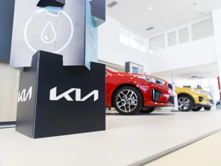 El gobierno da marcha atrás y suspende la subida del impuesto de matriculación hasta diciembre