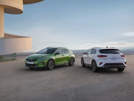 EL KIA XCEED RECIBE UN DISEÑO RENOVADO, TECNOLOGÍA MEJORADA Y UNA POTENTE VERSIÓN GT-LINE