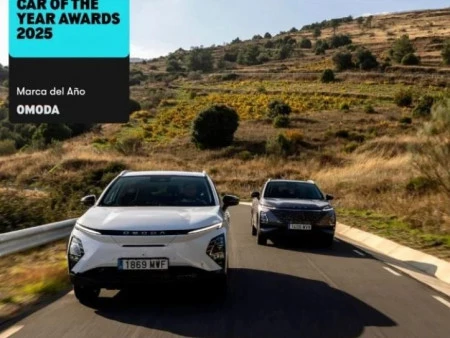 Omoda hace historia: premio "Marca del año" en los CARWOW AWARDS 2025