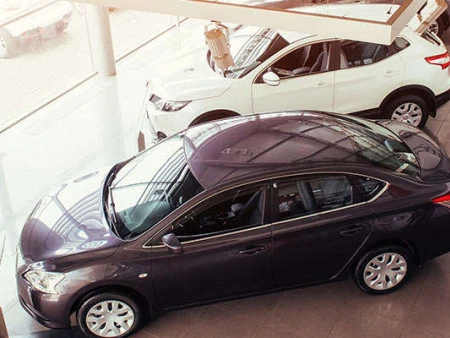 ¿Qué es un coche de km 0 y cuáles son las ventajas de comprar uno?