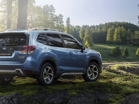 Expertos opinan de nuestro SUV familiar Forester Hybrid