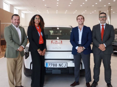 GRUPO REDPISO Y KIA IBERIA SE ALÍAN PARA IMPULSAR LA MOVILIDAD SOSTENIBLE DE LOS VEHÍCULOS DE LA INMOBILIARIA