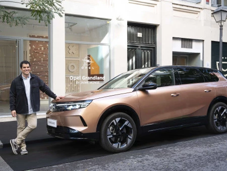 LA OBRA DEL EMBAJADOR OPEL JAIME MONGE ENTRA EN LA COLECCIÓN DE LAUREN SÁNCHEZ Y JEFF BEZOS