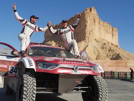 Óscar Fuertes y Diego Vallejo terminan el mejor Dakar de la historia de SsangYong Motorsport