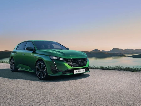 LANZAMIENTO DEL NUEVO PEUGEOT E-308: UNA GAMA CON CINCO ENERGÍAS DIFERENTES