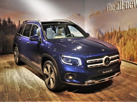 Mercedes GLB.
