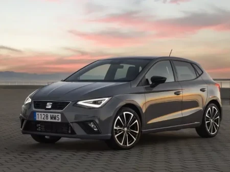 Dacia Sandero vs. Seat Ibiza: comparativa de dos urbanos económicos