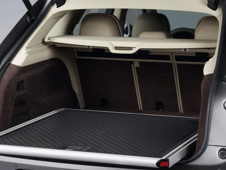 SELECCIÓN DE ACCESORIOS PARA SU BENTAYGA.