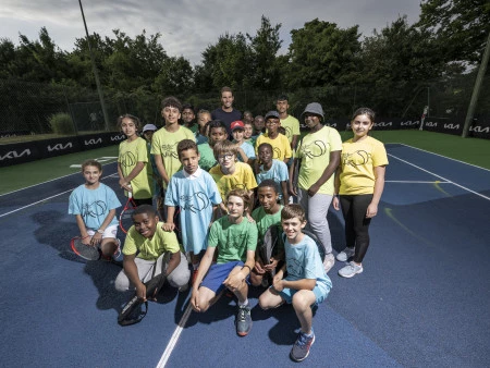 Kia y Rafa Nadal lanzan la iniciativa “Kia Clubhouse” dedicada a inspirar a la próxima generación de aficionados al tenis