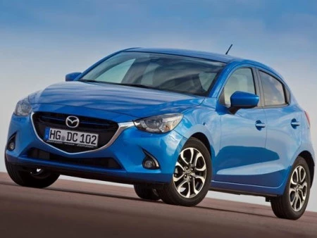 Mazda ultima la versión de 5 puertas del nuevo Mazda2