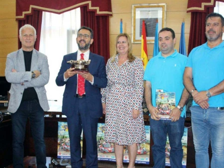 Grupo Resnova recibe el Trofeo Institucional 2022 del Langreo Motor Club