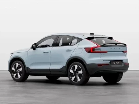 Autonomía y tiempo de carga mejorada en nuestros nuevos modelos eléctricos
