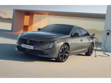 Nuevo 508, PEUGEOT Berlina, SW Y Sport Engineered: El impulso de la atracción