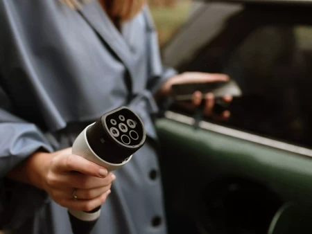 ¿Cómo cargo mi vehículo eléctrico? Mitos y leyendas de la infraestructura de recarga. Todo es mucho más fácil de lo que parece.