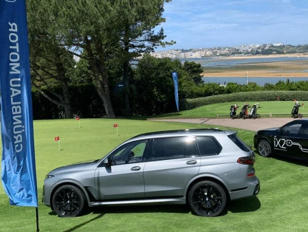 Éxito en el evento GKL con el BMW X7 en el Club de Golf de Pedreña