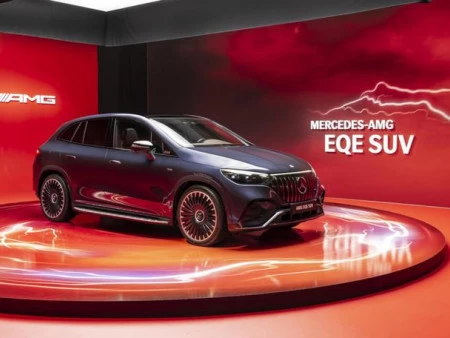 Mercedes EQE SUV