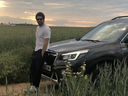 Javier Medina: siempre al volante de su Forester Hybrid