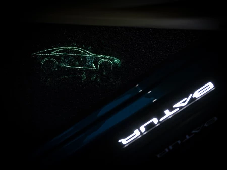 BATUR INTRODUCE LIGHT SCULPTURE – EL PRIMER PASO EN PERSONALIZACIÓN DIGITAL