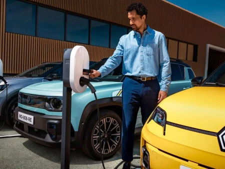 Plan Auto+ Renault Ros | Ajudes per comprar el teu cotxe elèctric o híbrid endollable