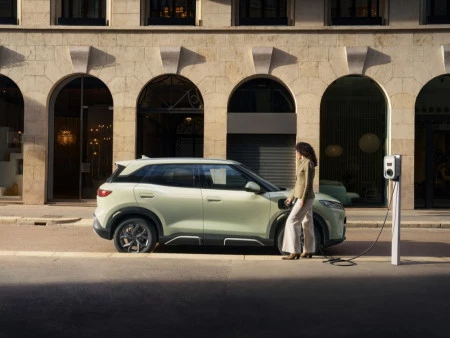 Comprar coche eléctrico en Toledo en 2026: modelos, ayudas y qué debes saber 