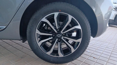Renault Clio techno Eco-G 100cv (74kW)