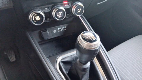 Renault Clio techno Eco-G 100cv (74kW)
