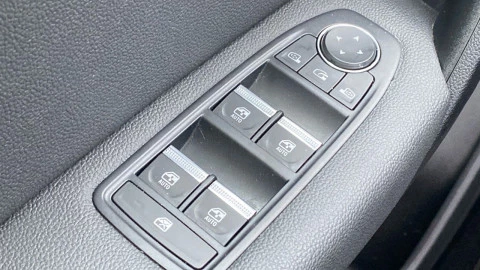 Renault Captur Zen TCe 140CV GPF Micro Híbrido