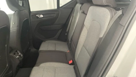 Volvo XC40 B3 G Core Auto 120 kW (163 CV)