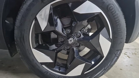 Renault Captur techno Eco-G 100cv (74 kW)